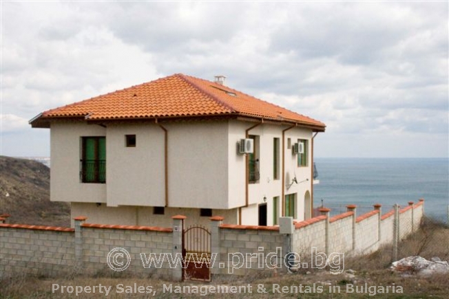 Golf  Course Villa - 900 meters from new golf course