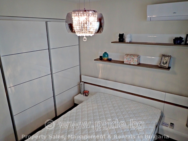 Long Term Rental 2-bed Modern Apartment