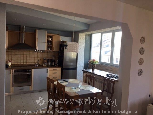 Boutique Maisonette in best area of Varna with parking space