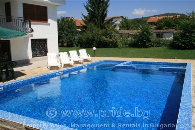 Large Family Villa with pool